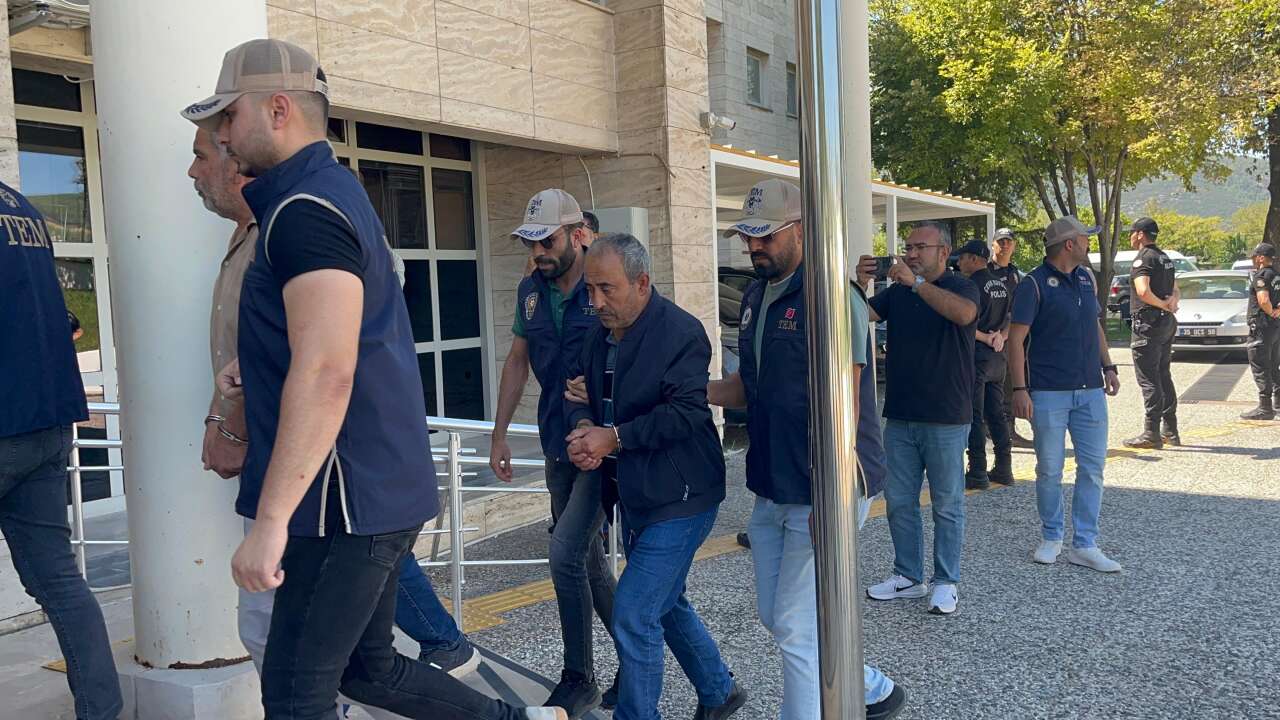 Karatepe’nin 10 Yıllık Firarının Sır Perdesi Aralanıyor, Muğla'da 10 Şüpheli Adliyede 3